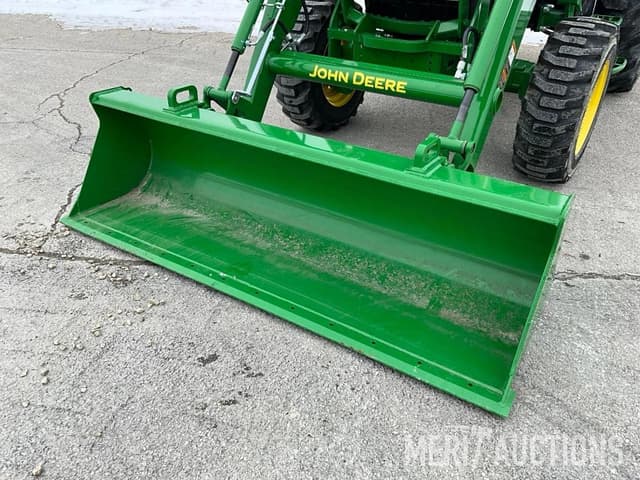 Image of John Deere 4044R equipment image 3