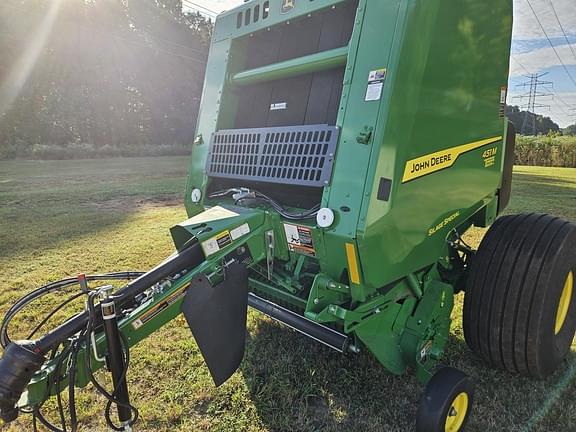 Image of John Deere 451M Silage Special equipment image 1