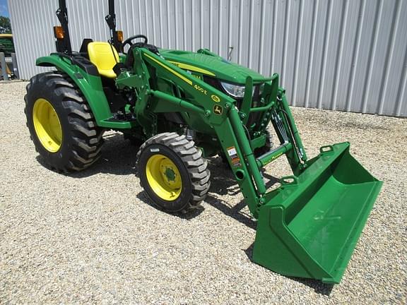 Image of John Deere 4052M equipment image 2