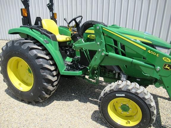 Image of John Deere 4052M equipment image 3