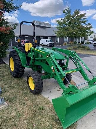 Image of John Deere 4052M equipment image 3