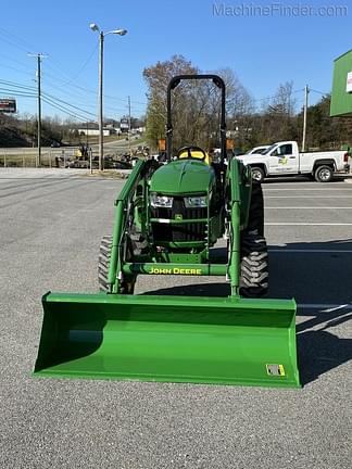 Image of John Deere 4052M equipment image 2