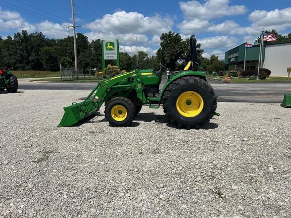 Image of John Deere 4052M Primary image