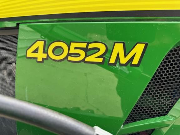 Image of John Deere 4052M equipment image 4