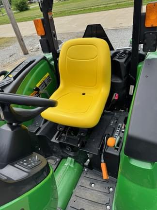 Image of John Deere 4052M equipment image 1