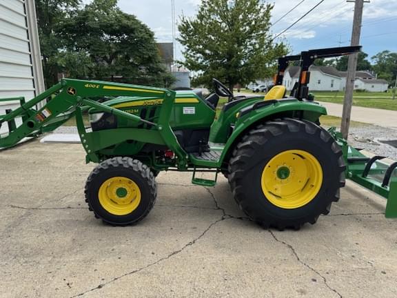 Image of John Deere 4052M Primary image