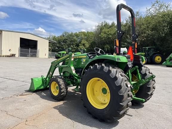 Image of John Deere 4052M equipment image 3