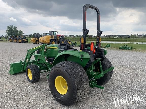 Image of John Deere 4052M equipment image 3