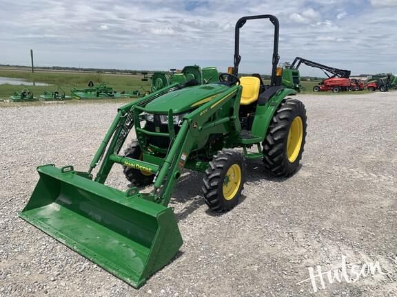 Image of John Deere 4052M equipment image 3