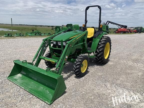 Image of John Deere 4052M equipment image 3