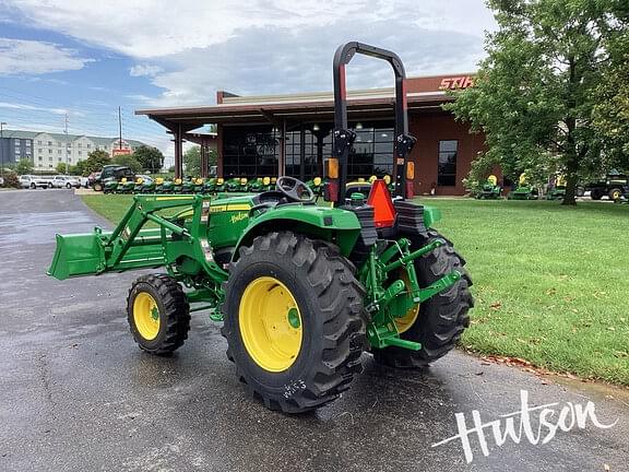 Image of John Deere 4052M equipment image 4