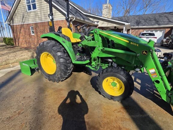 Image of John Deere 4052M equipment image 4