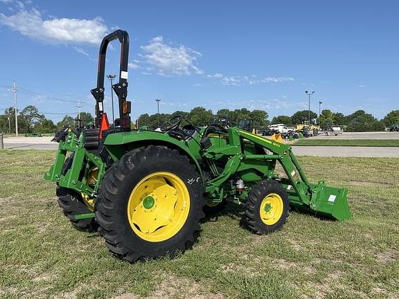 Image of John Deere 4052M equipment image 3