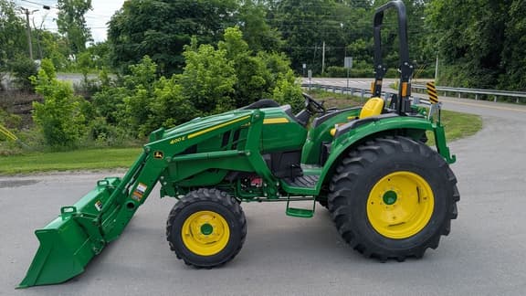 Image of John Deere 4052M equipment image 3
