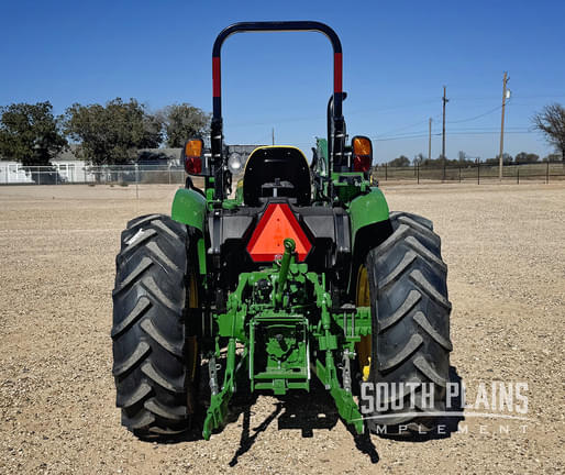 Image of John Deere 4052M equipment image 2