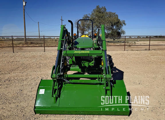 Image of John Deere 4052M equipment image 1