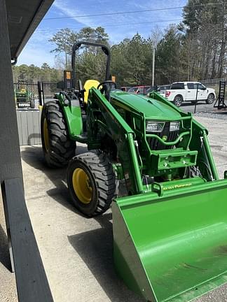 Image of John Deere 4052M equipment image 3