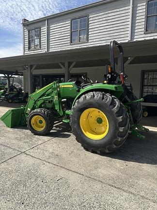 Image of John Deere 4052M equipment image 2