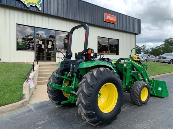 Image of John Deere 4052M equipment image 2