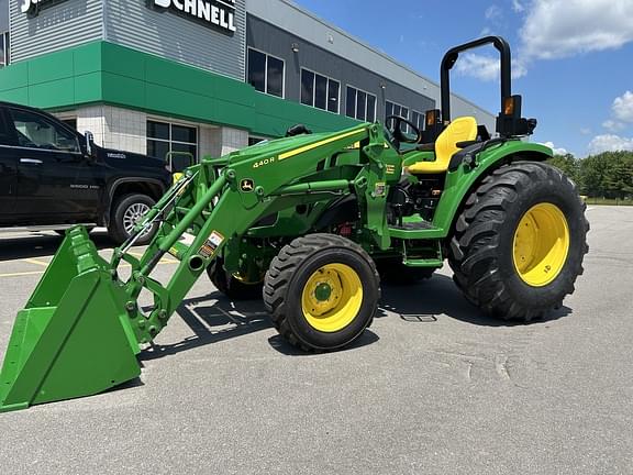 Image of John Deere 4052M Image 0