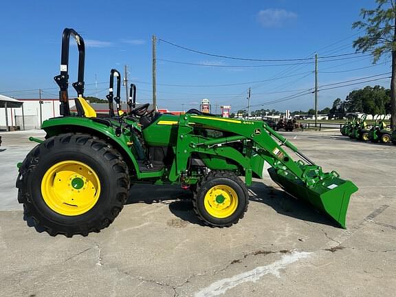 Image of John Deere 4052R Primary image