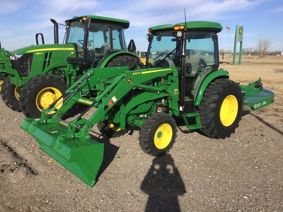 Main image John Deere 4052R