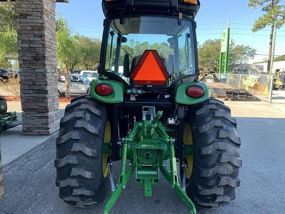 Image of John Deere 4052R equipment image 1