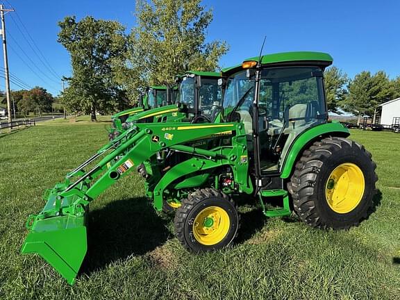 Image of John Deere 4052R Primary image