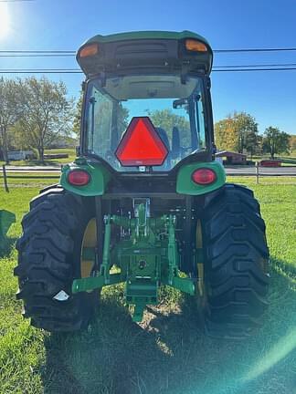 Image of John Deere 4052R equipment image 2