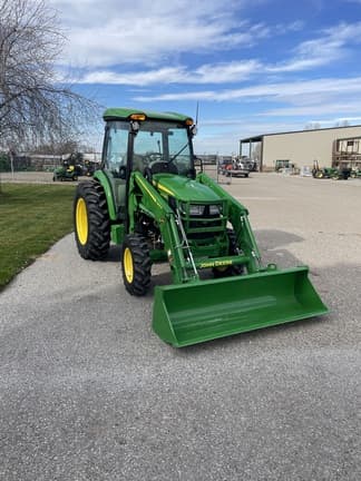 Image of John Deere 4052R Primary image
