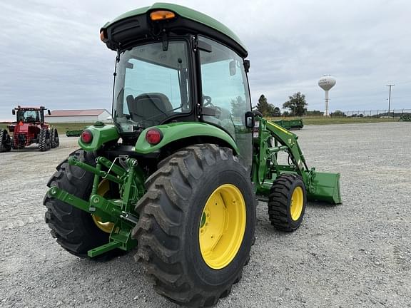 Image of John Deere 4052R equipment image 2