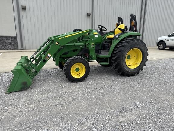 Image of John Deere 4052R equipment image 3
