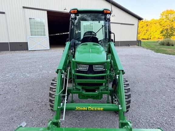Image of John Deere 4052R equipment image 2