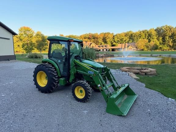 Image of John Deere 4052R Primary image