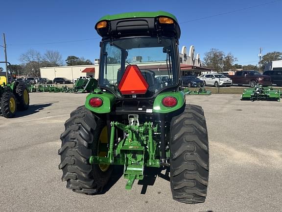 Image of John Deere 4052R equipment image 3