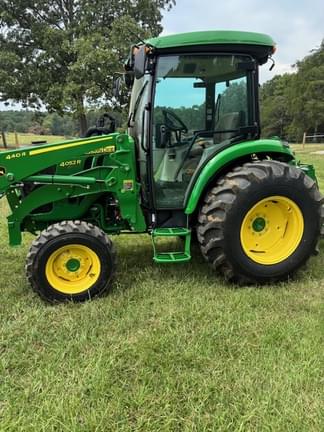 Image of John Deere 4052R Primary image