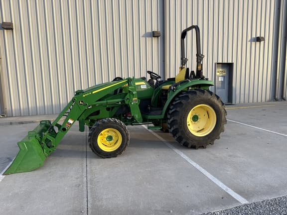 Image of John Deere 4052R equipment image 3