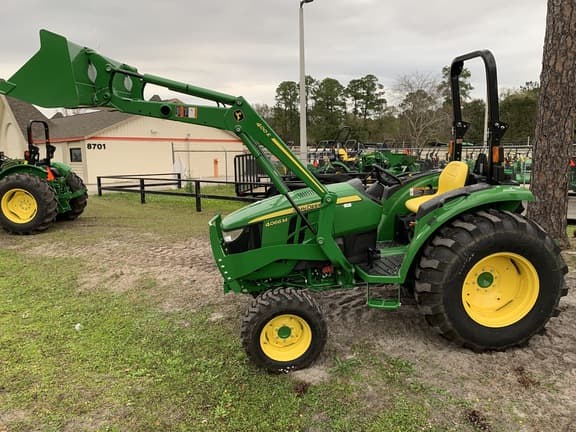 Image of John Deere 4066M equipment image 1
