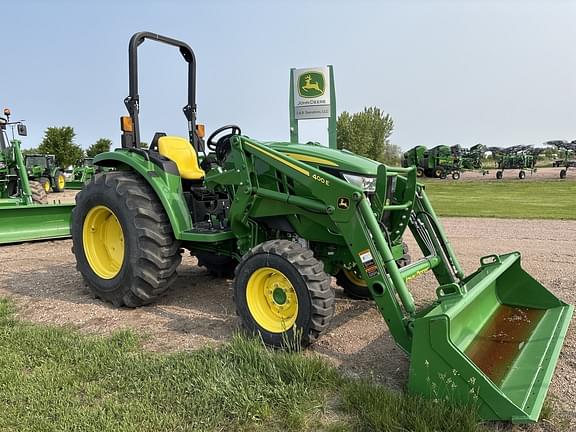 Image of John Deere 4066M equipment image 2