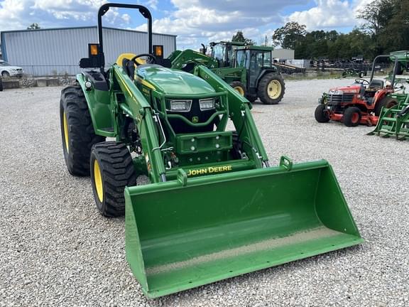 Image of John Deere 4066M equipment image 2