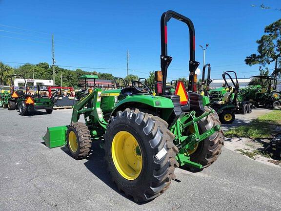 Image of John Deere 4066M equipment image 4