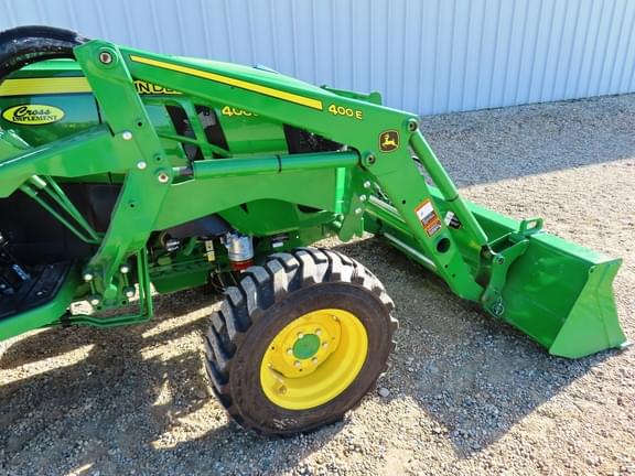 Image of John Deere 4066M equipment image 3