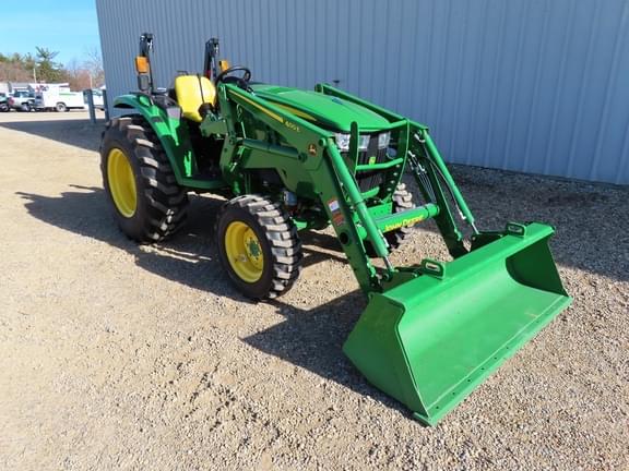 Image of John Deere 4066M equipment image 1