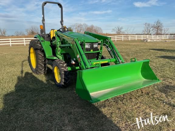 Image of John Deere 4066M equipment image 1