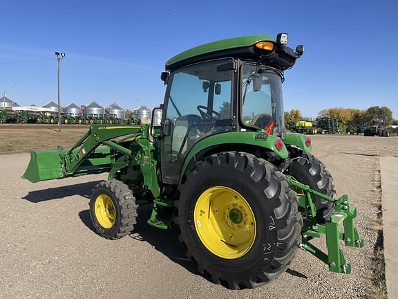 Image of John Deere 4066R equipment image 4