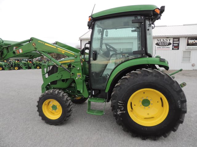 Image of John Deere 4066R equipment image 1