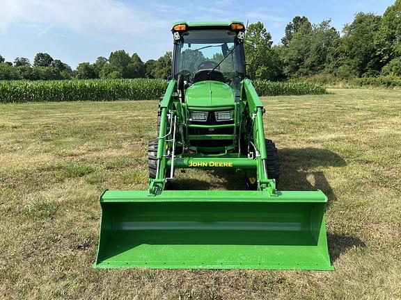 Image of John Deere 4066R equipment image 2