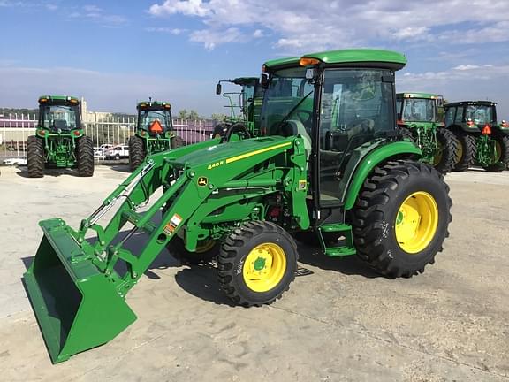 Image of John Deere 4066R equipment image 1