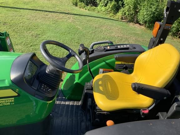 Image of John Deere 4066R equipment image 4