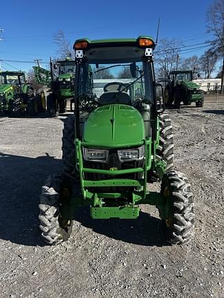 Image of John Deere 4066R equipment image 1